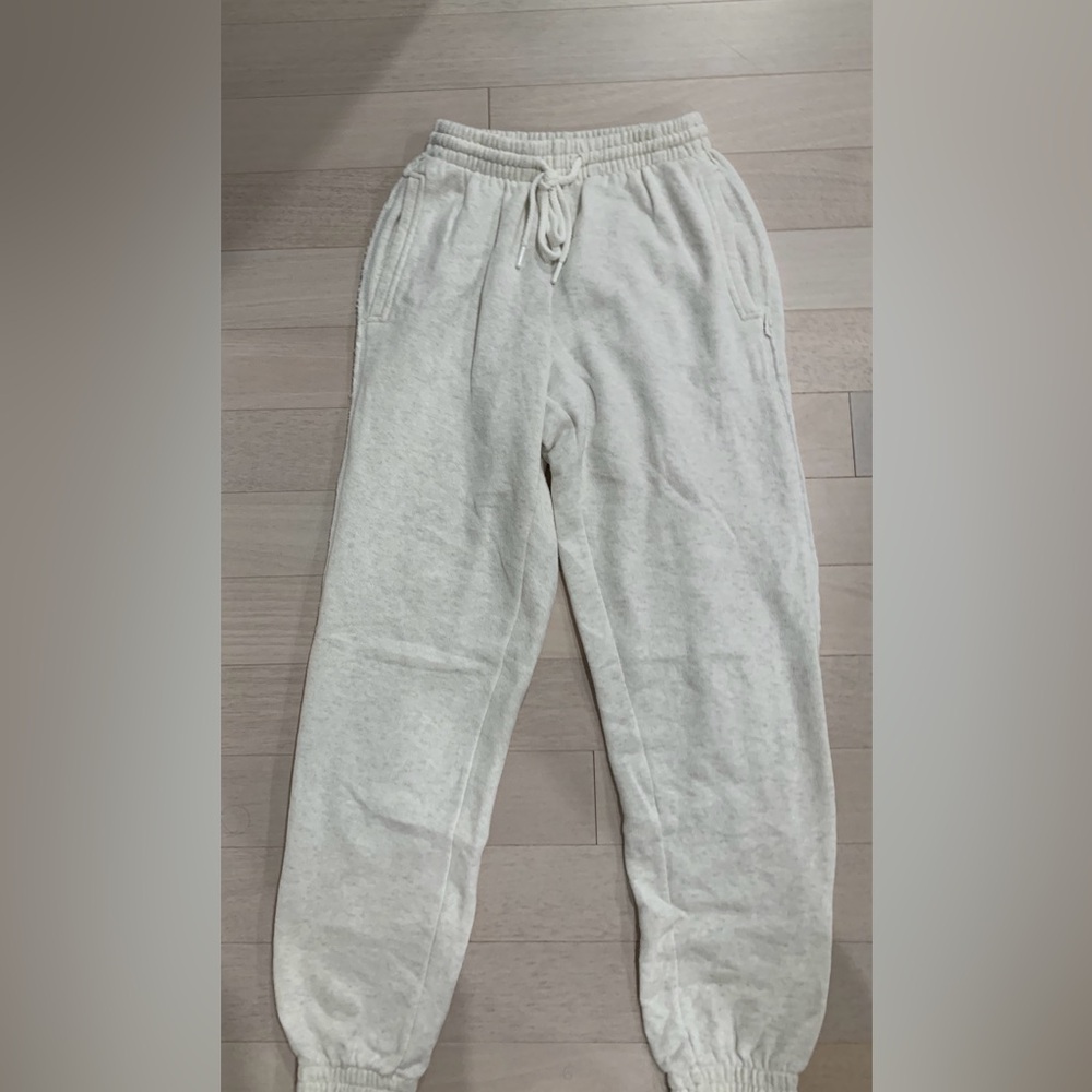 Aerie Ivory Sweatpants (discontinued)